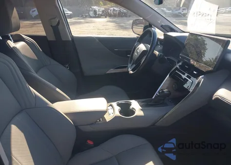 2021 Toyota Venza Xle z USA, uszkodzony, nr VIN JTEAAAAH9MJ086318